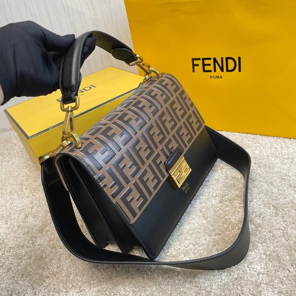 Fendi Tasche Kan U Shoulder Bag - Griserik