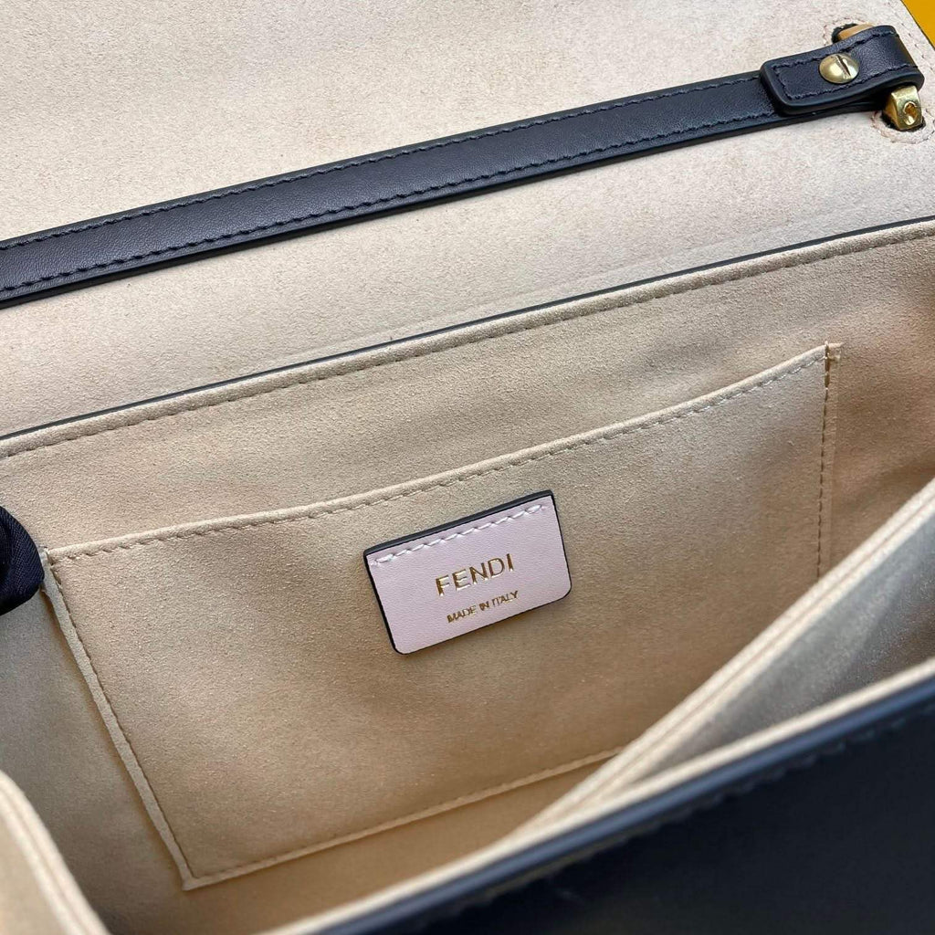 Fendi Tasche Kan U Shoulder Bag - Griserik