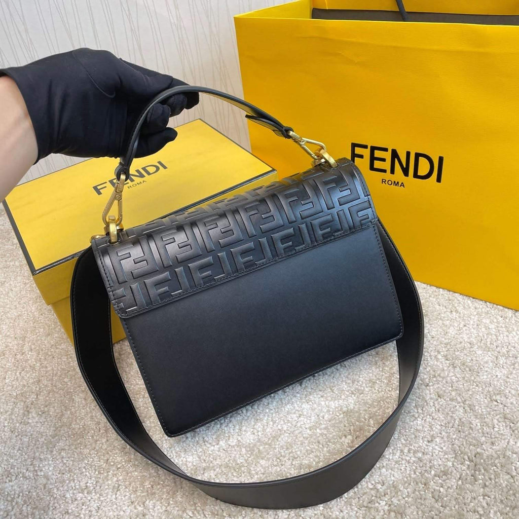 Fendi Tasche Kan U Shoulder Bag - Griserik