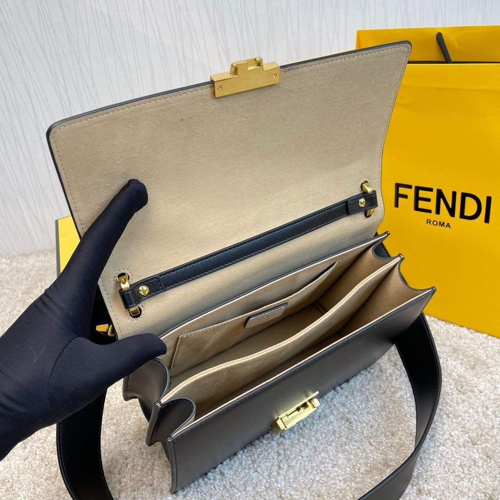 Fendi Tasche Kan U Shoulder Bag - Griserik