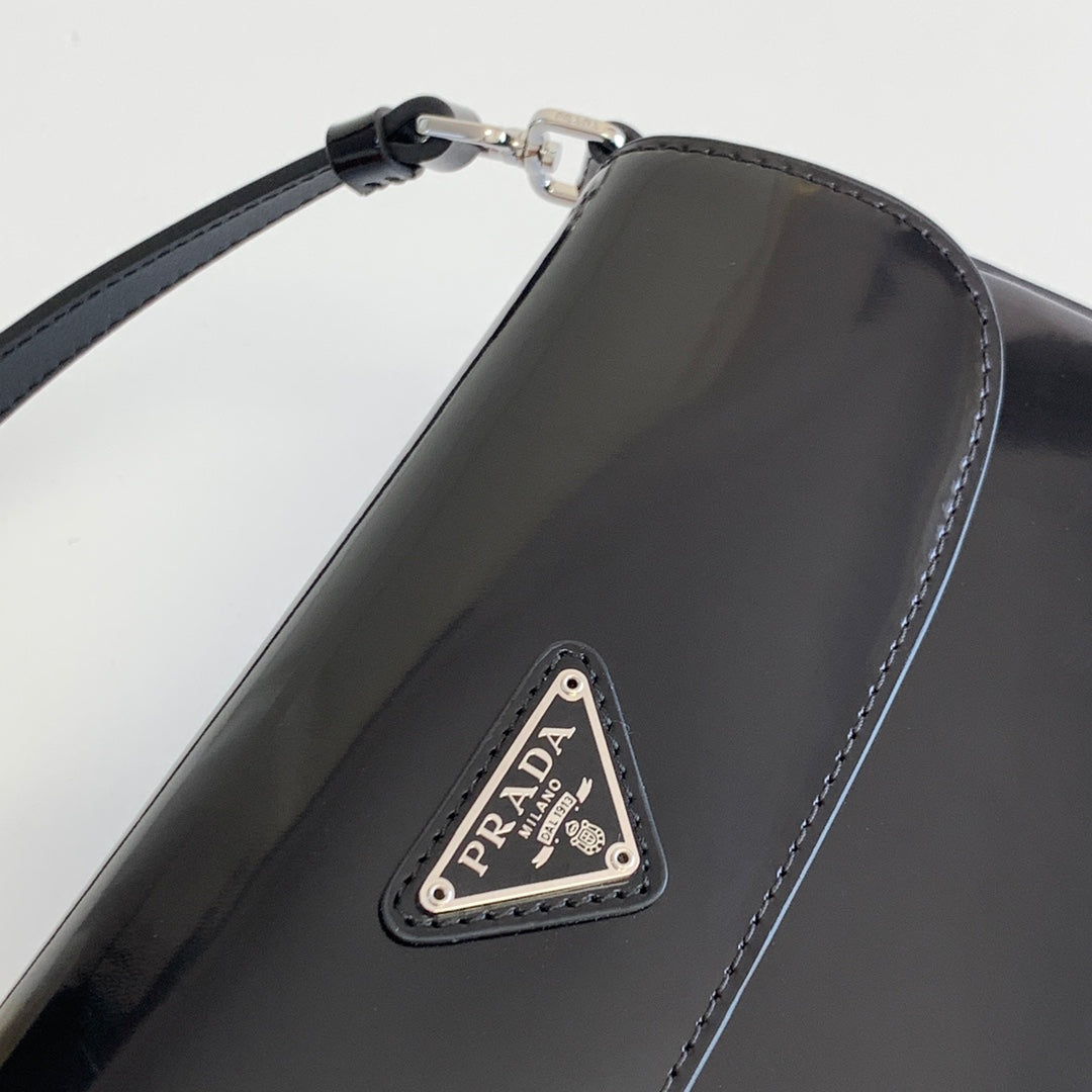 Prada Milano Flap Bag Brushed Leather 23cm - Griserik