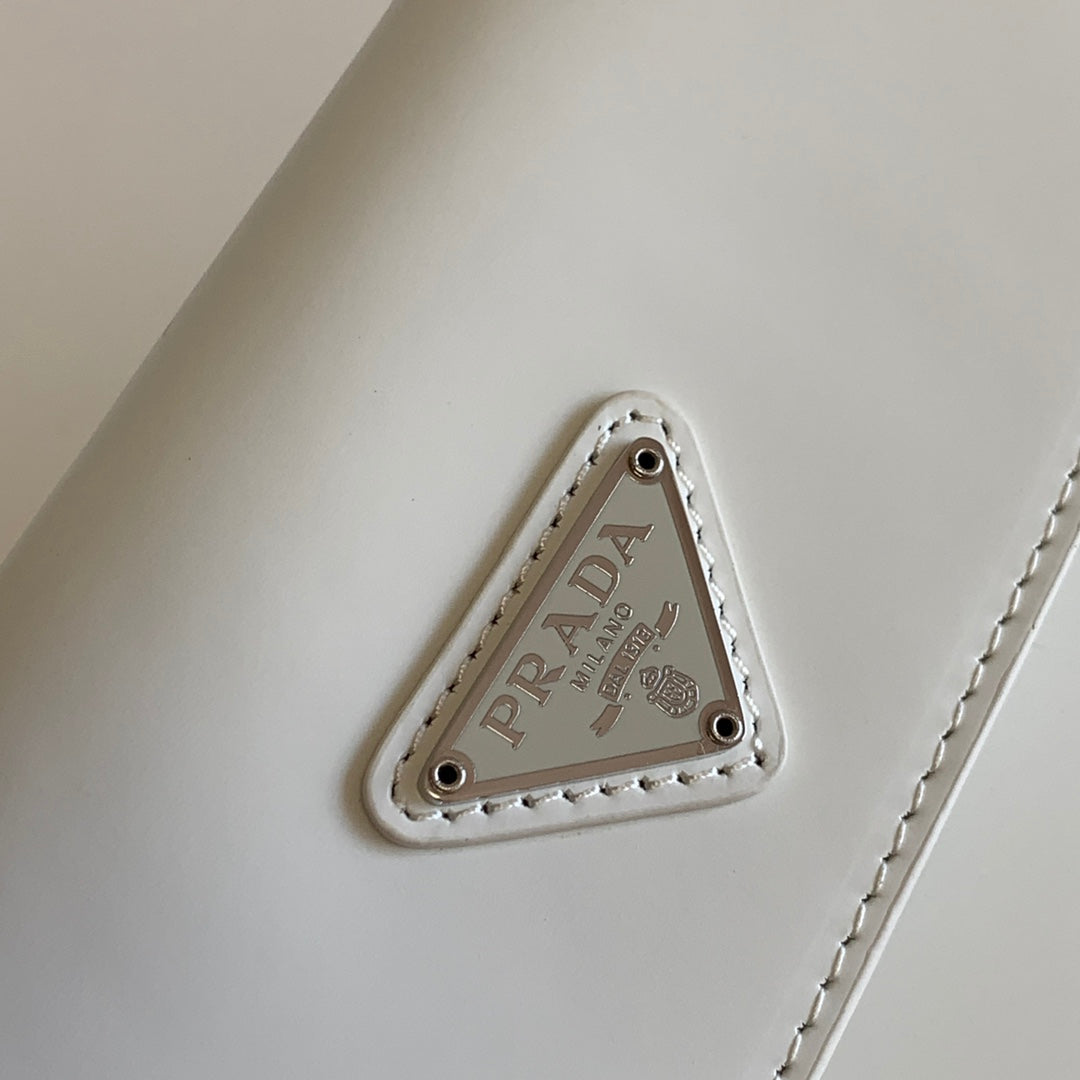 Prada Milano Flap Bag Brushed Leather 23cm - Griserik