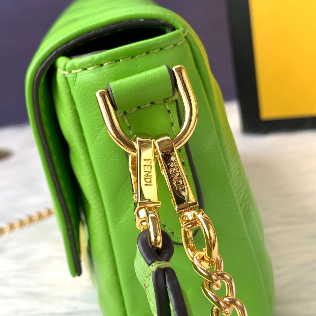 Fendi Baguette Mini Leather Crossbody Bag 19cm - Griserik