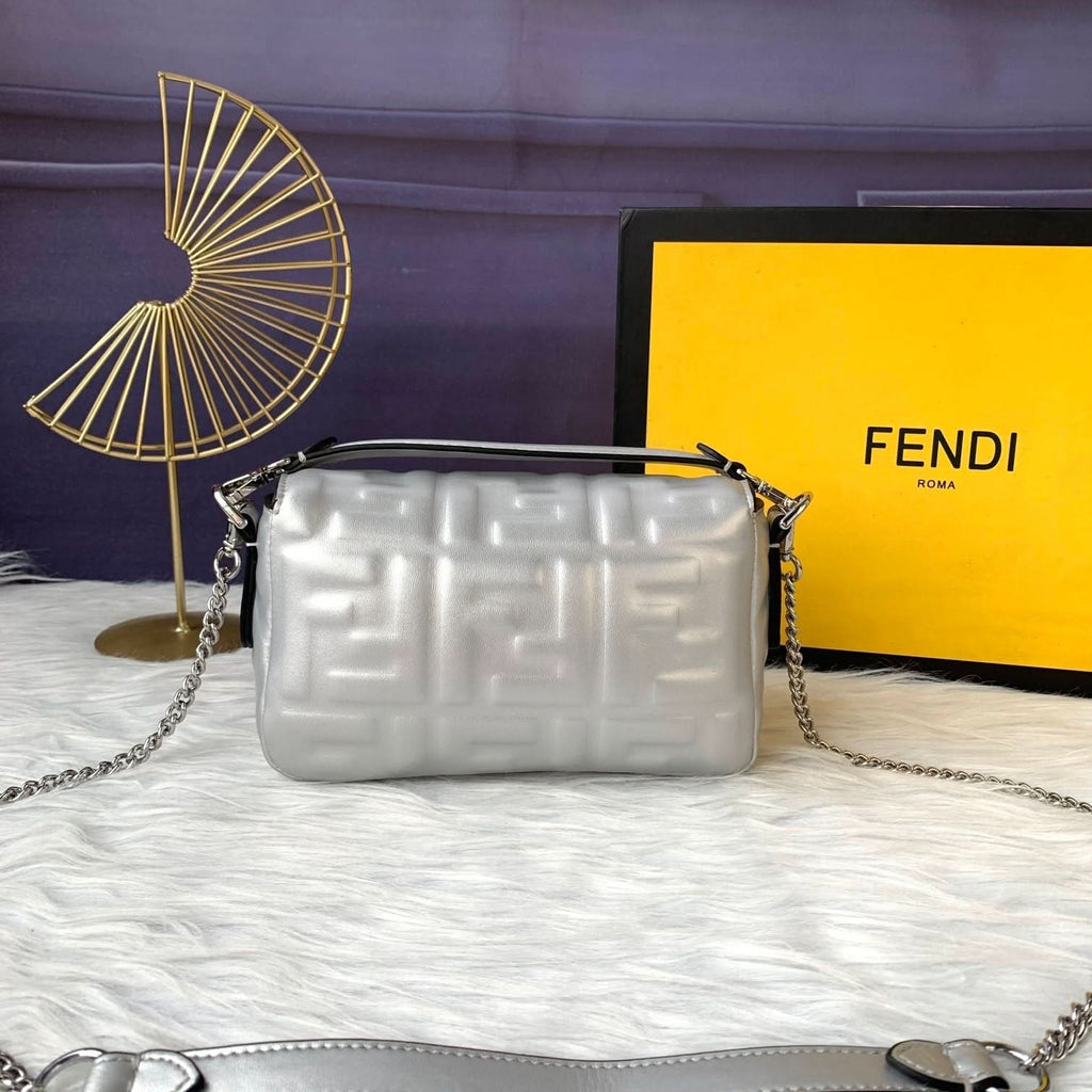 Fendi Baguette Mini Leather Crossbody Bag 19cm - Griserik