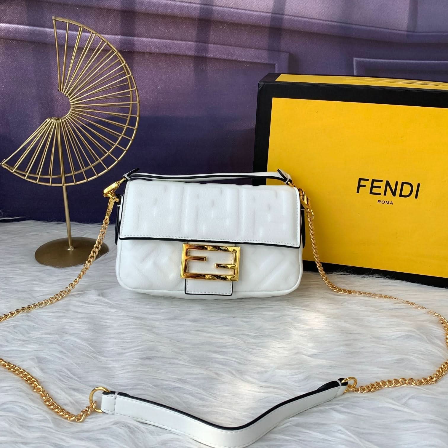 Fendi Baguette Mini Leather Crossbody Bag 19cm - Griserik
