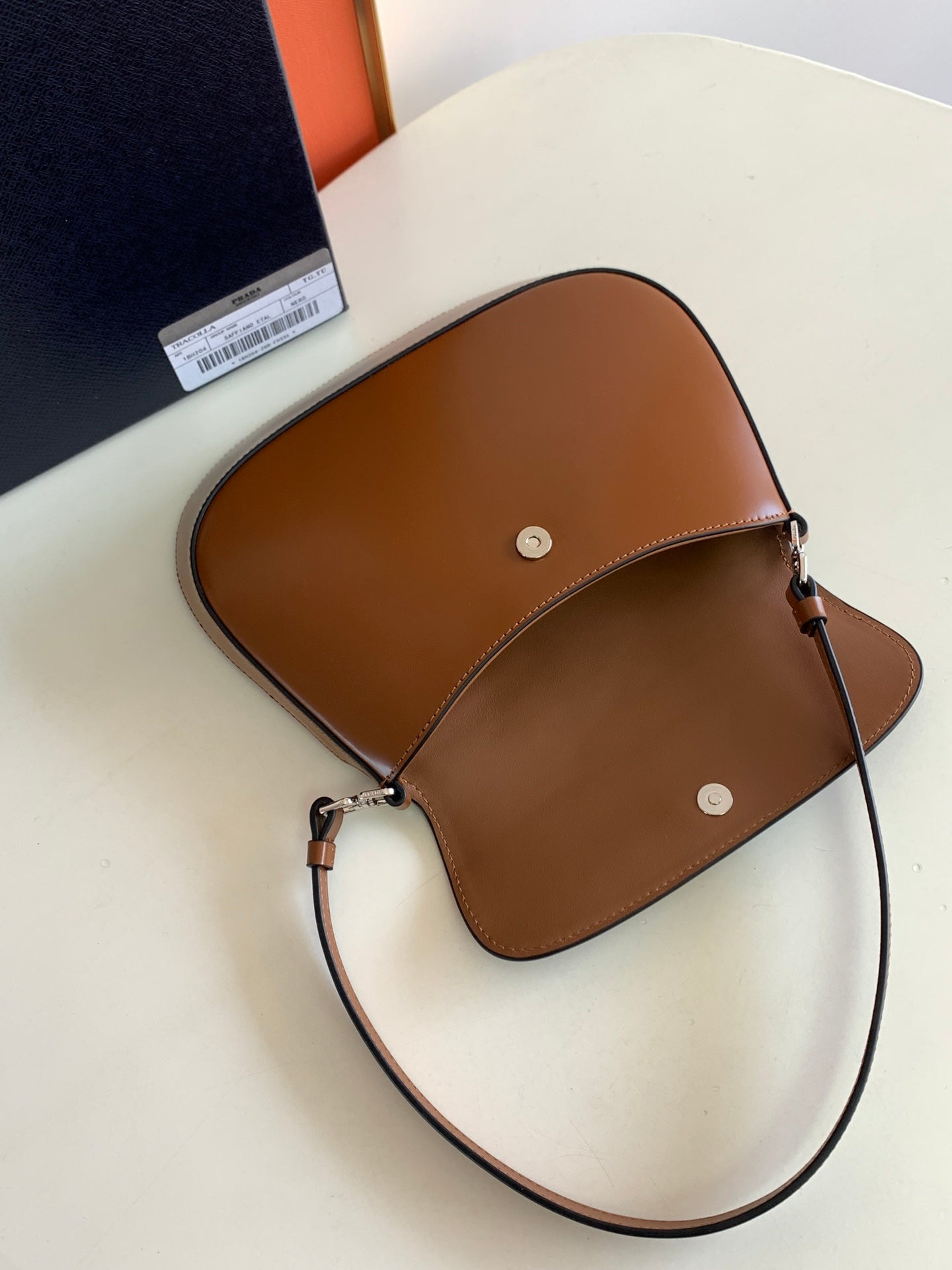 Prada Milano Flap Bag Brushed Leather 23cm - Griserik