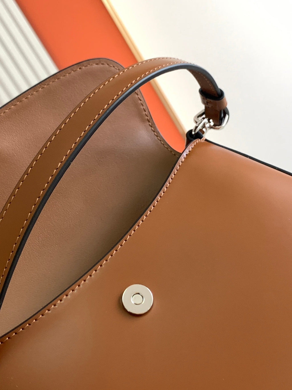 Prada Milano Flap Bag Brushed Leather 23cm - Griserik