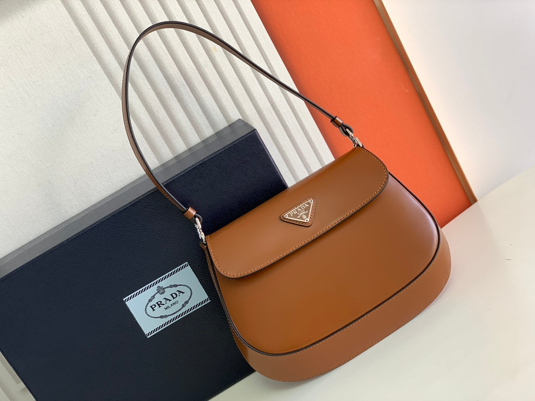 Prada Milano Flap Bag Brushed Leather 23cm - Griserik