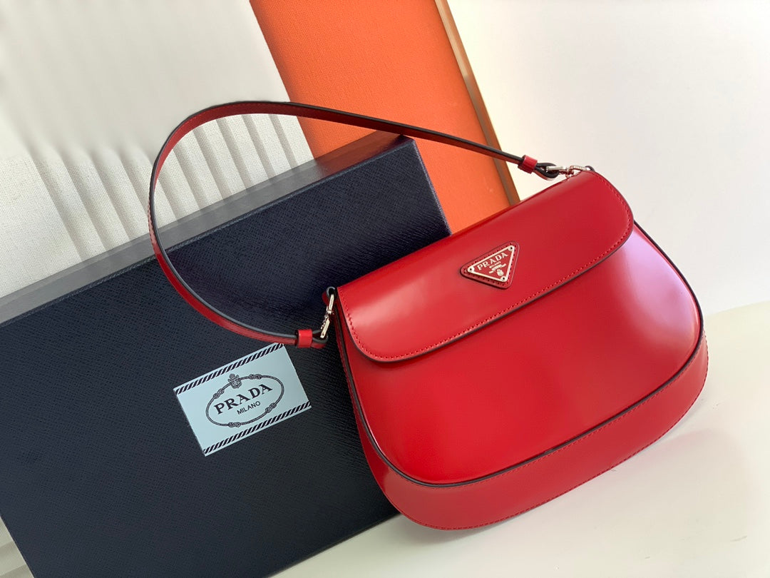 Prada Milano Flap Bag Brushed Leather 23cm - Griserik