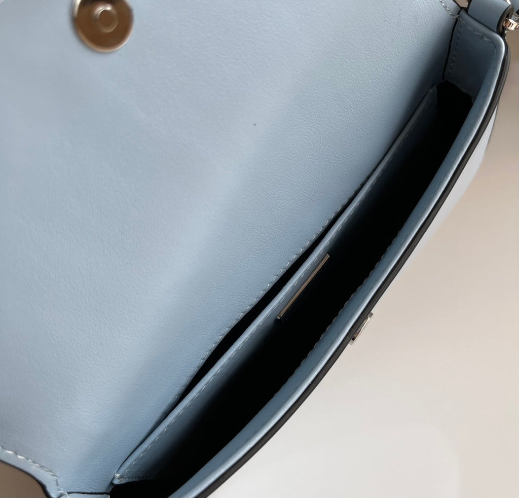 Prada Milano Flap Bag Brushed Leather 23cm - Griserik