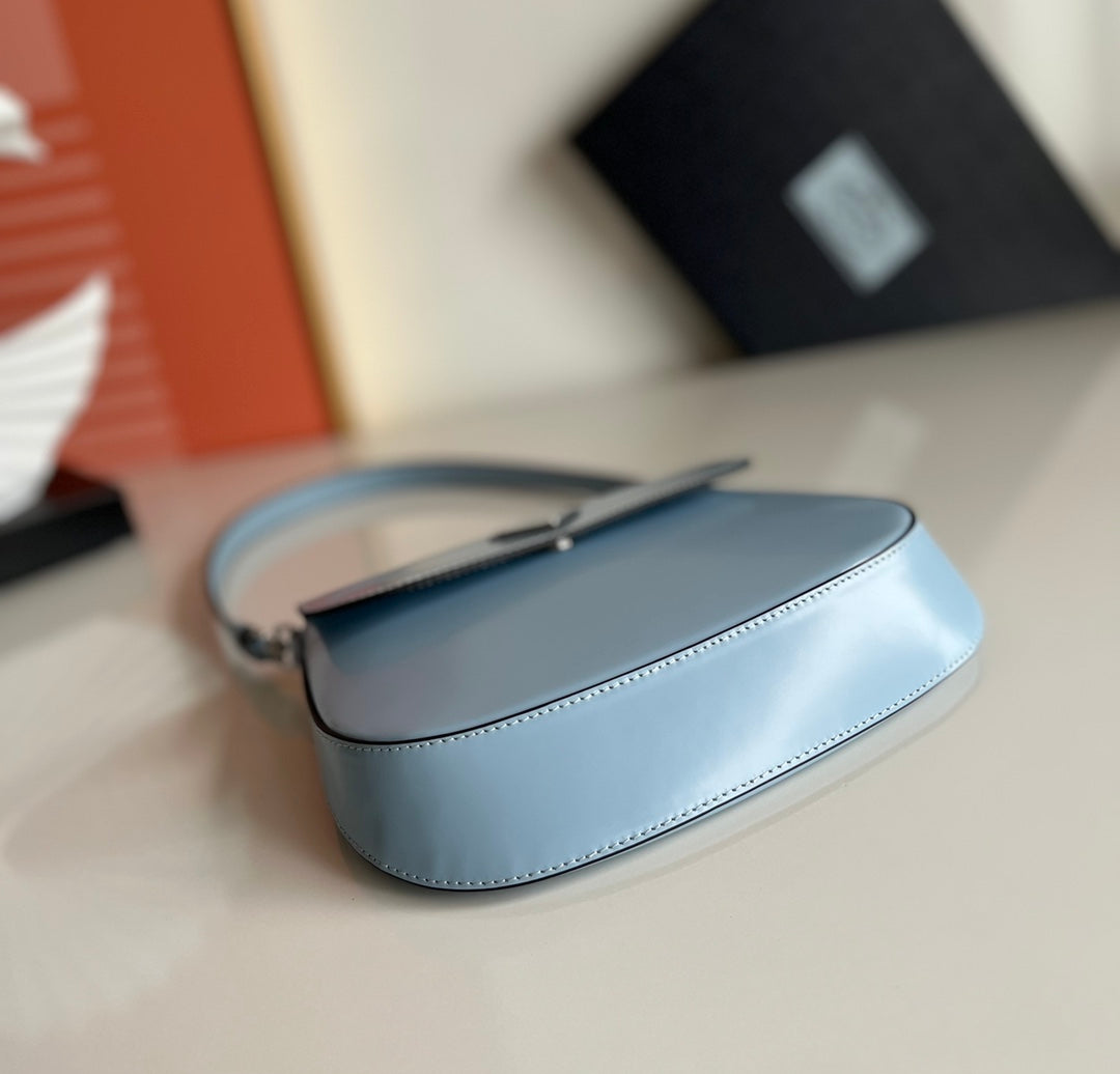 Prada Milano Flap Bag Brushed Leather 23cm - Griserik