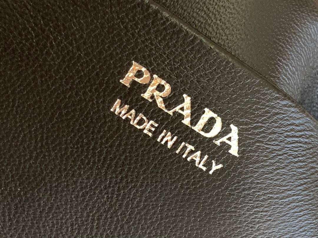 Prada Supernova Tote Bag Brushed Leather 25 - Griserik