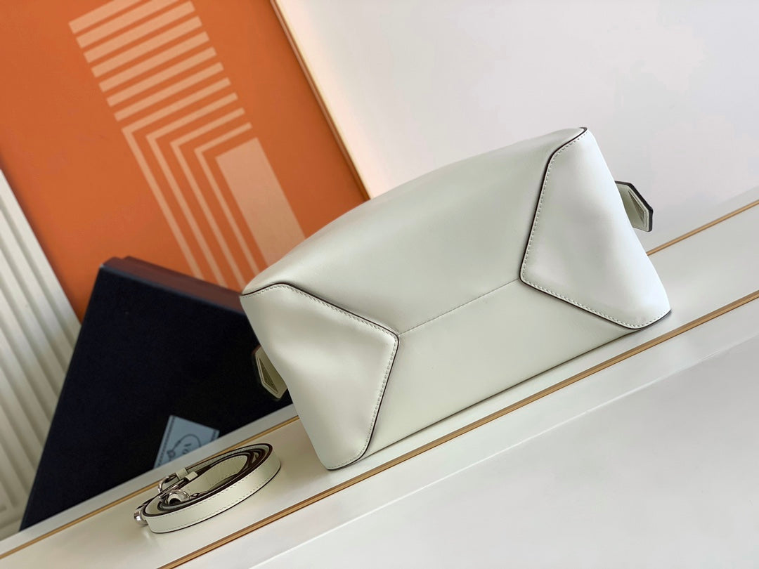 Prada Supernova Tote Bag Brushed Leather 25 - Griserik