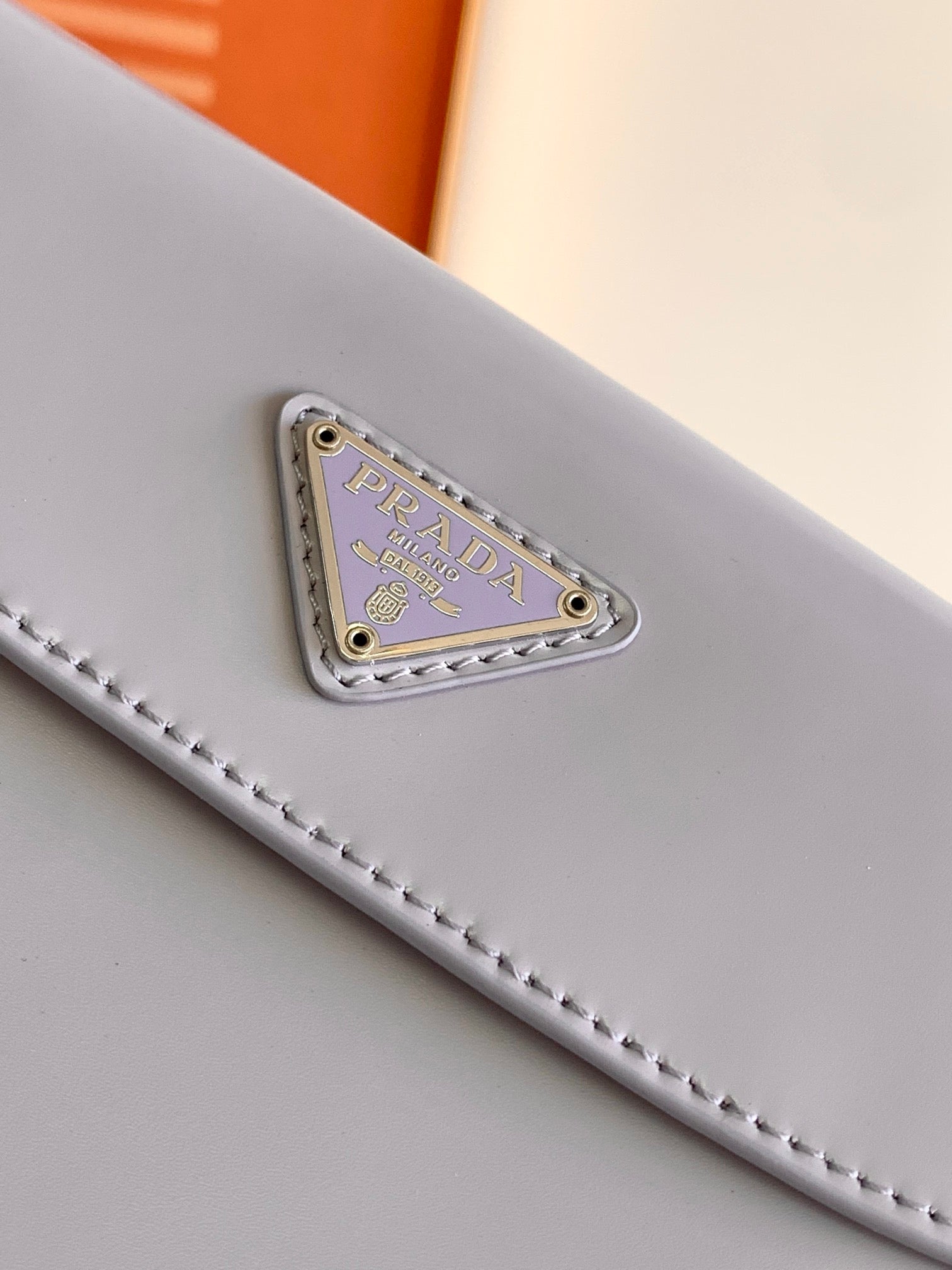 Prada Milano Flap Bag Brushed Leather 23cm - Griserik