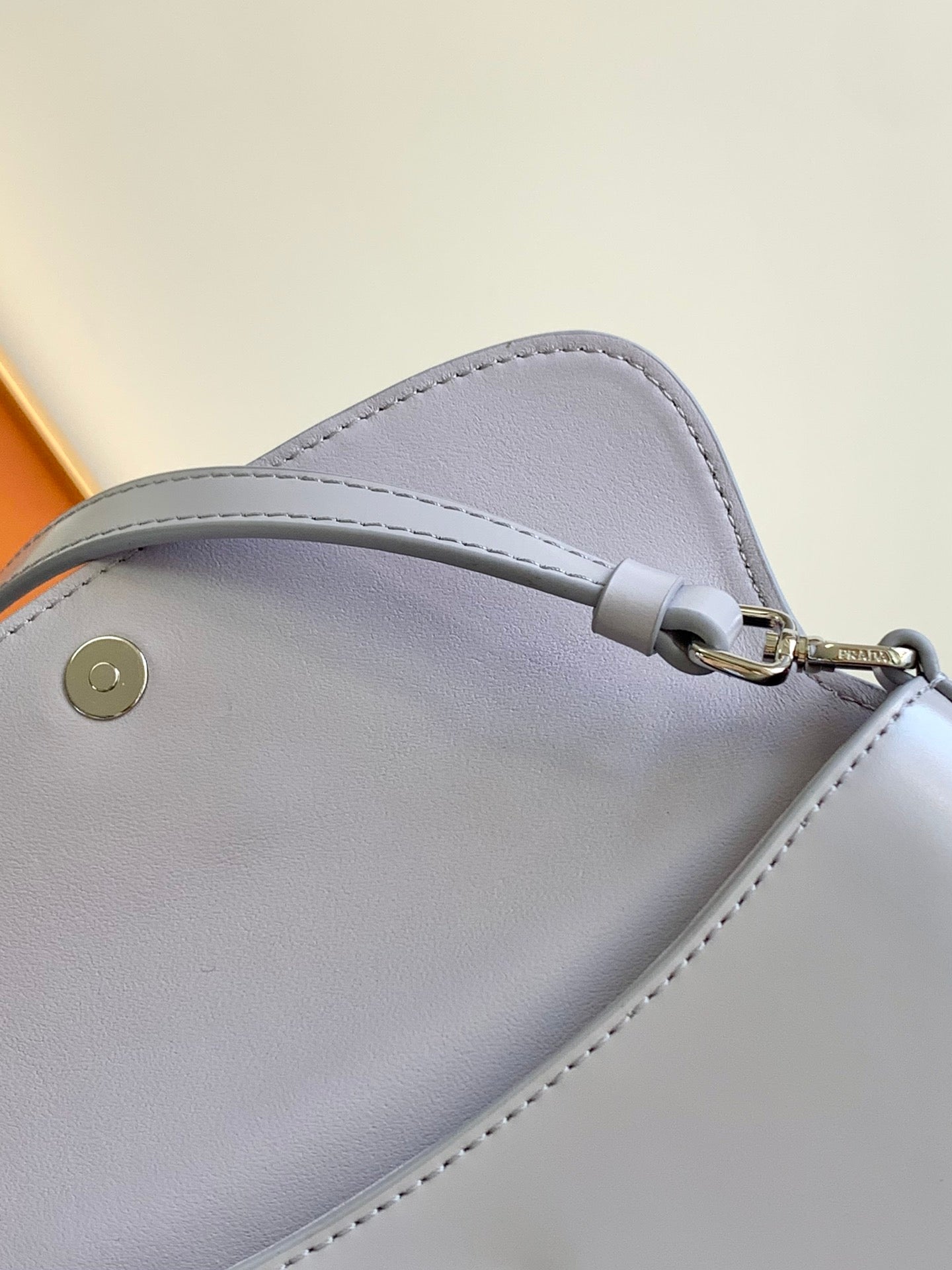 Prada Milano Flap Bag Brushed Leather 23cm - Griserik