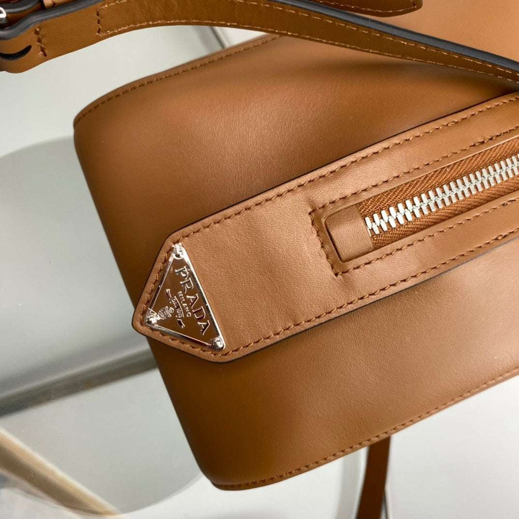 Prada Supernova Tote Bag Brushed Leather 31cm - Griserik