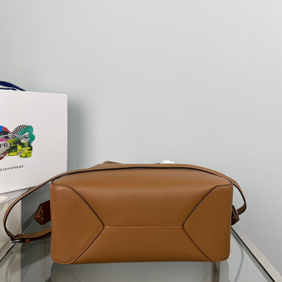 Prada Supernova Tote Bag Brushed Leather 31cm - Griserik