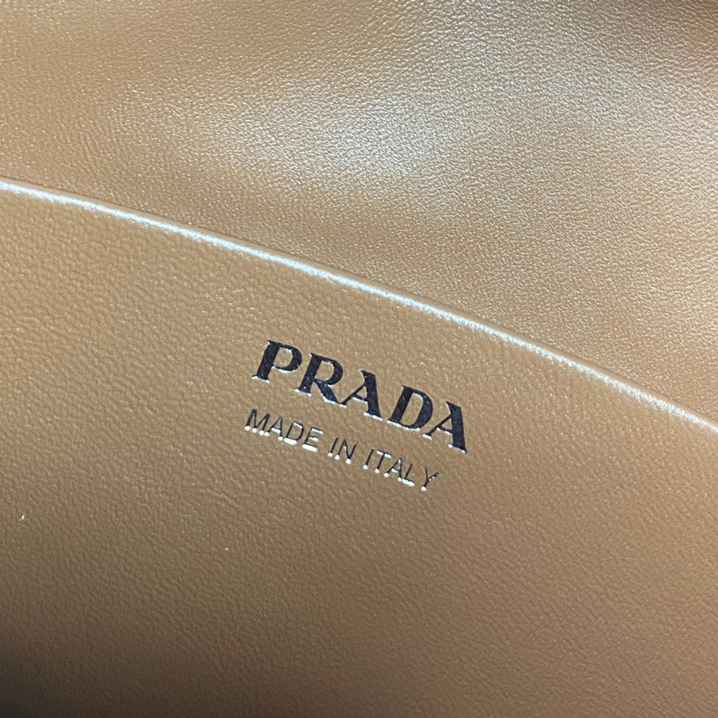 Prada Supernova Tote Bag Brushed Leather 25 - Griserik