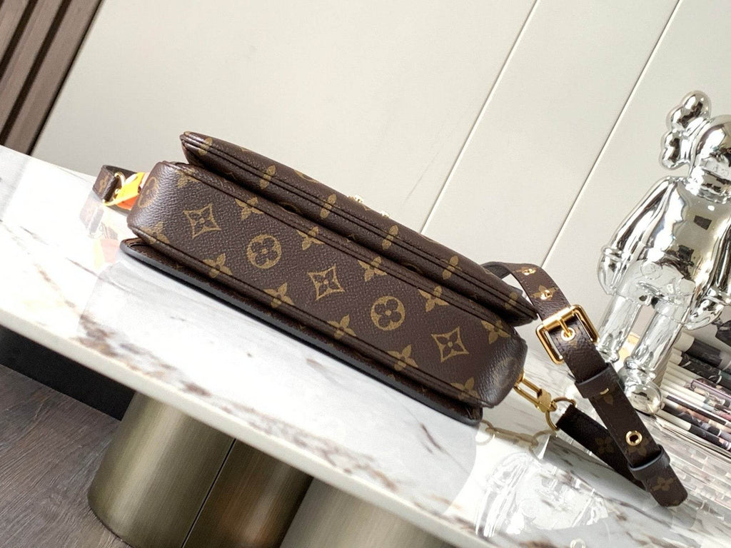 Louis Vuitton Pochette Métis - My Store