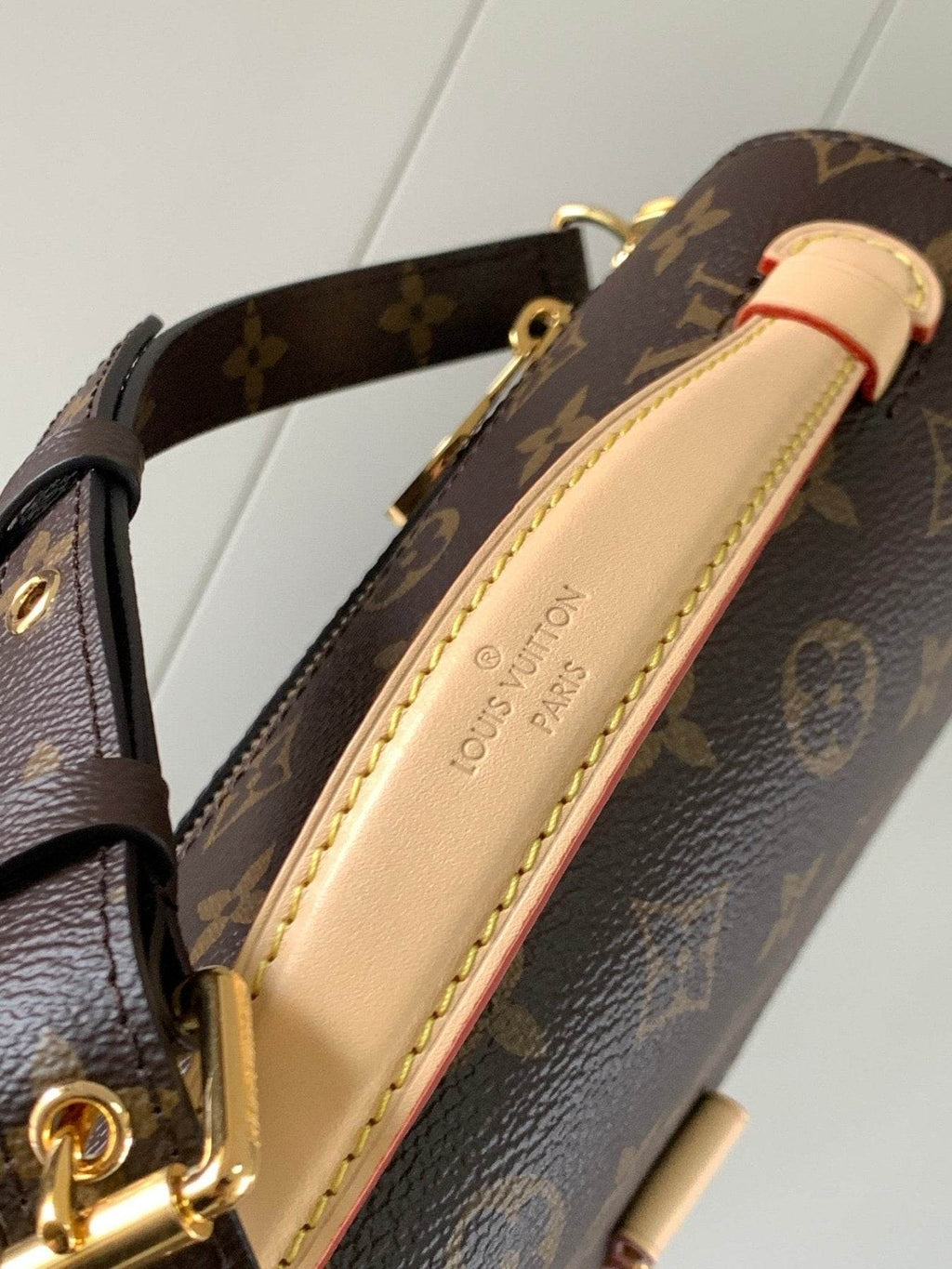 Louis Vuitton Pochette Métis - My Store