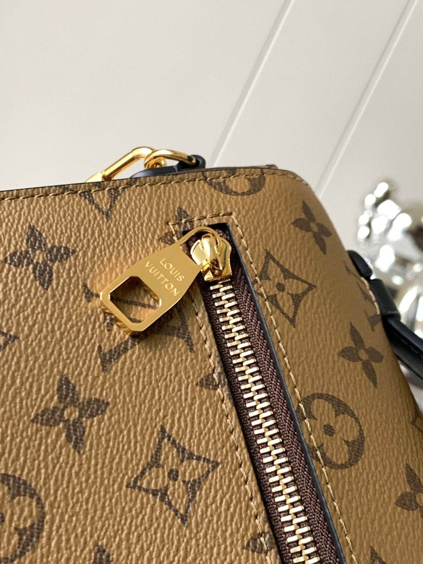 Louis Vuitton Pochette Métis - My Store