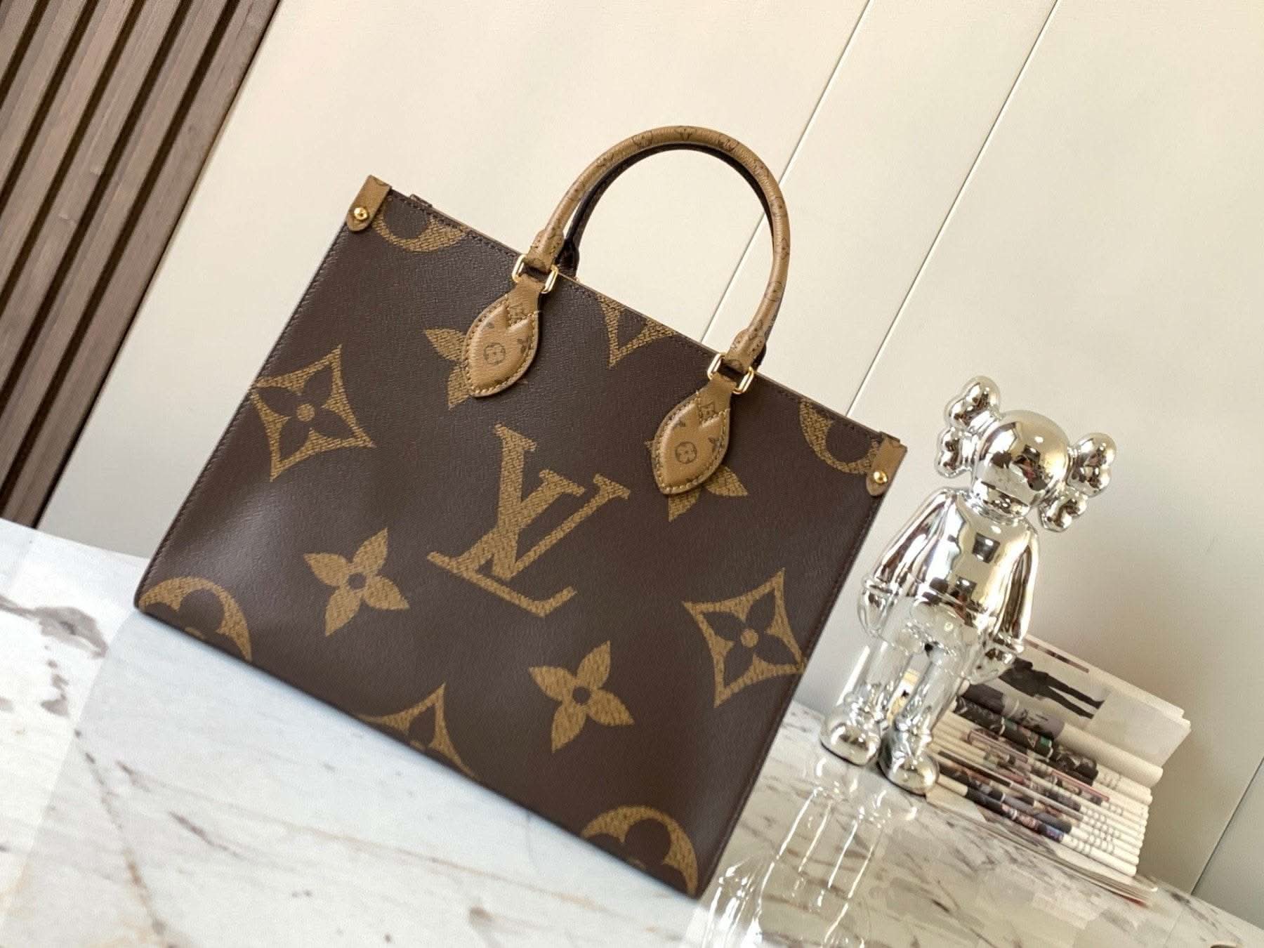 Louis Vuitton OnTheGo tote - My Store