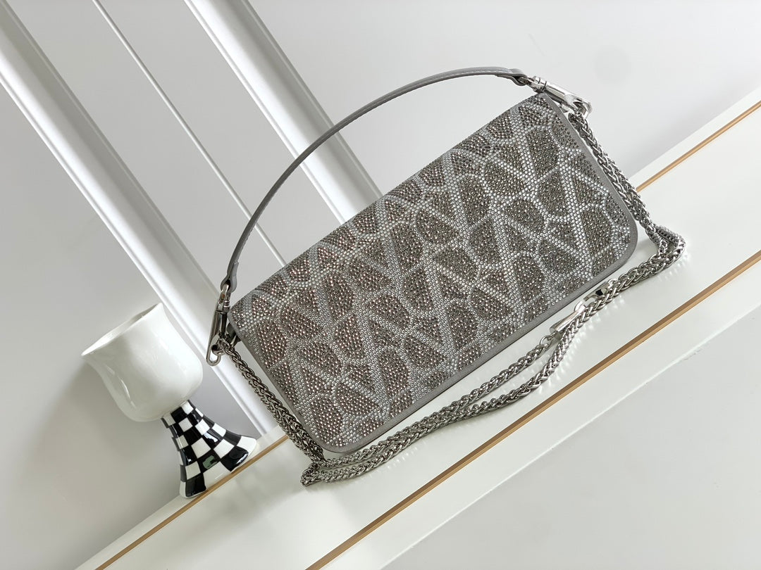 Valentino Garavani Small Locò Shoulder Bag - Griserik