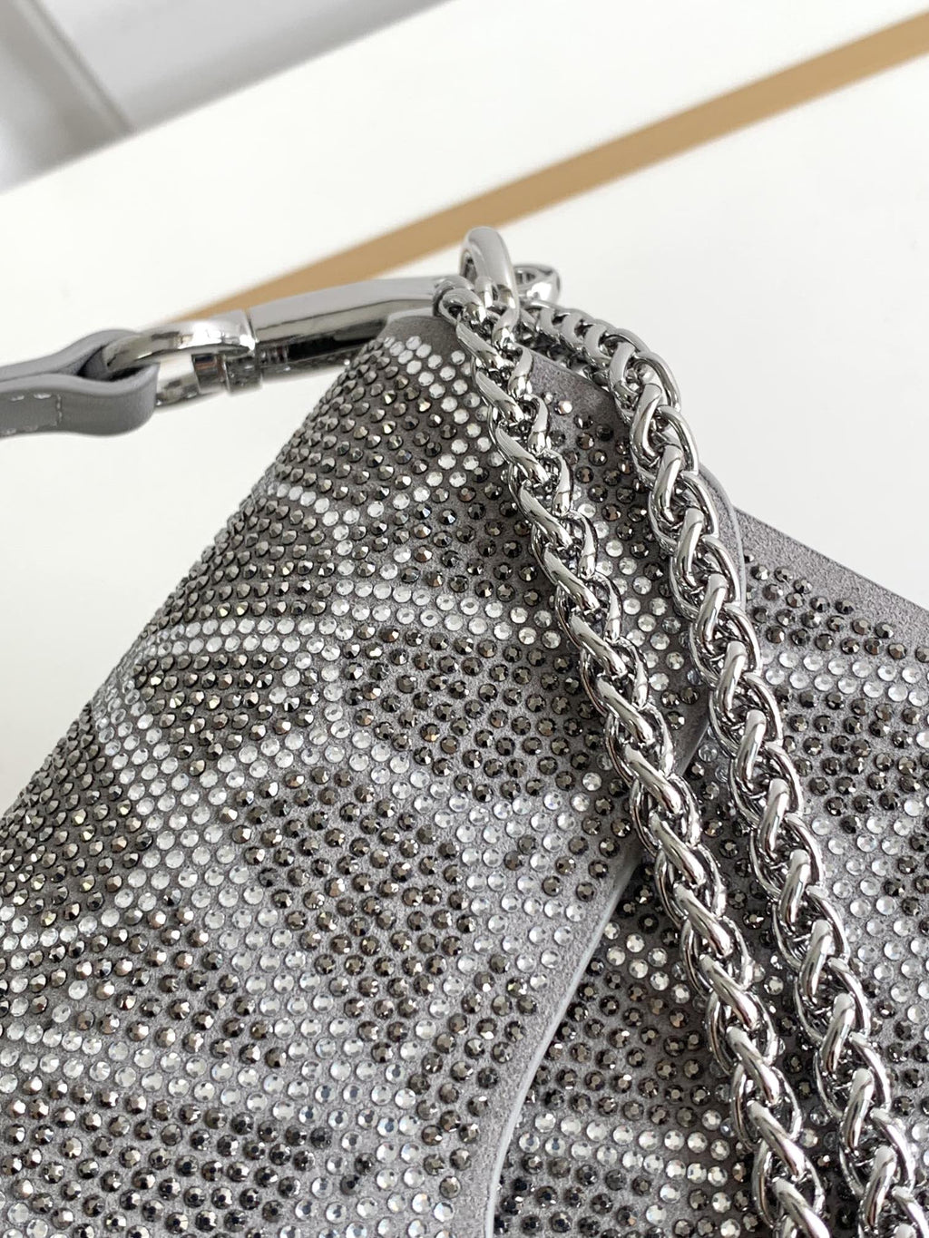 Valentino Garavani Small Locò Shoulder Bag - Griserik