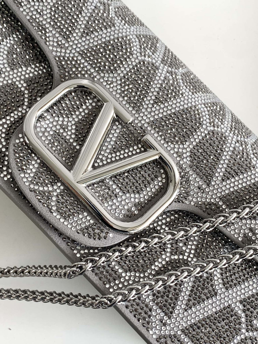 Valentino Garavani Small Locò Shoulder Bag - Griserik