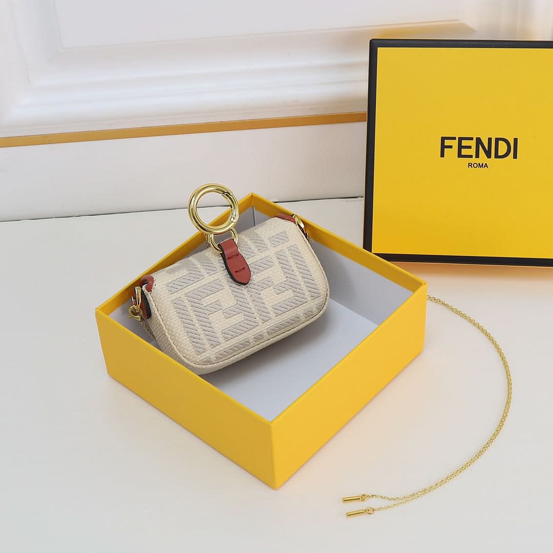 Fendi Baguette Nano Bag 11cm - Griserik