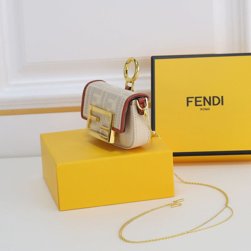 Fendi Baguette Nano Bag 11cm - Griserik