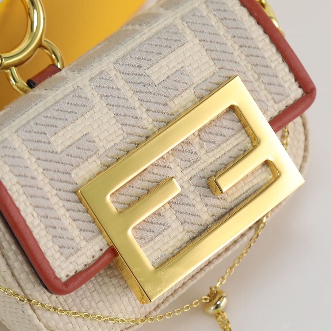 Fendi Baguette Nano Bag 11cm - Griserik