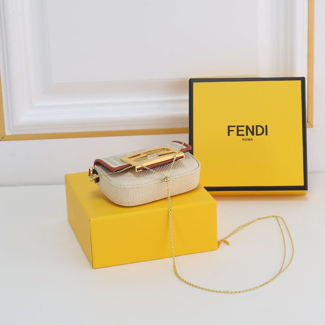 Fendi Baguette Nano Bag 11cm - Griserik