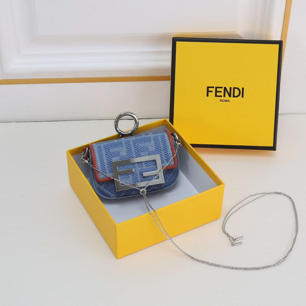 Fendi Baguette Nano Bag 11cm - Griserik