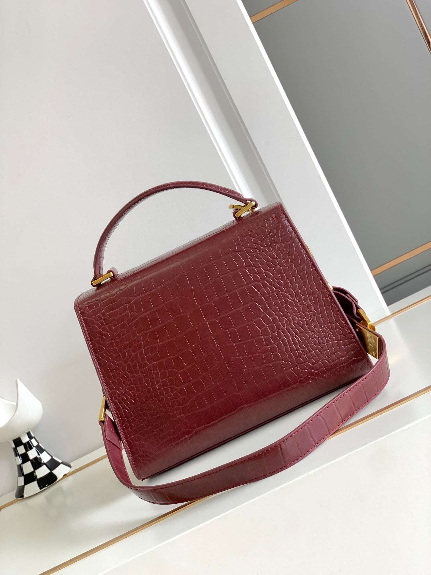 Valentino Garavani VSLING Small Leather Top Handle Bag - Griserik