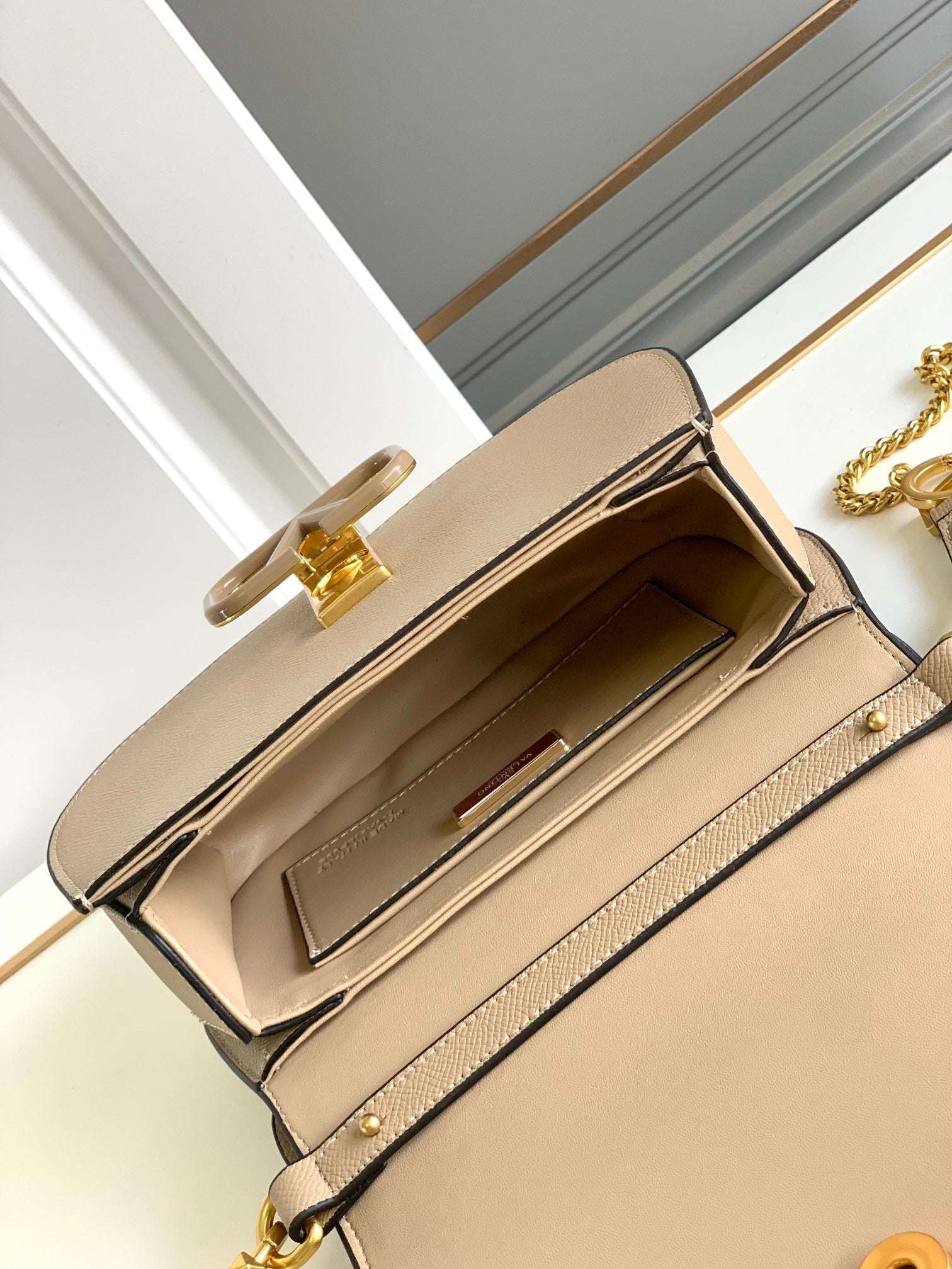 Valentino Garavani VSLING Small Leather Top Handle Bag - Griserik