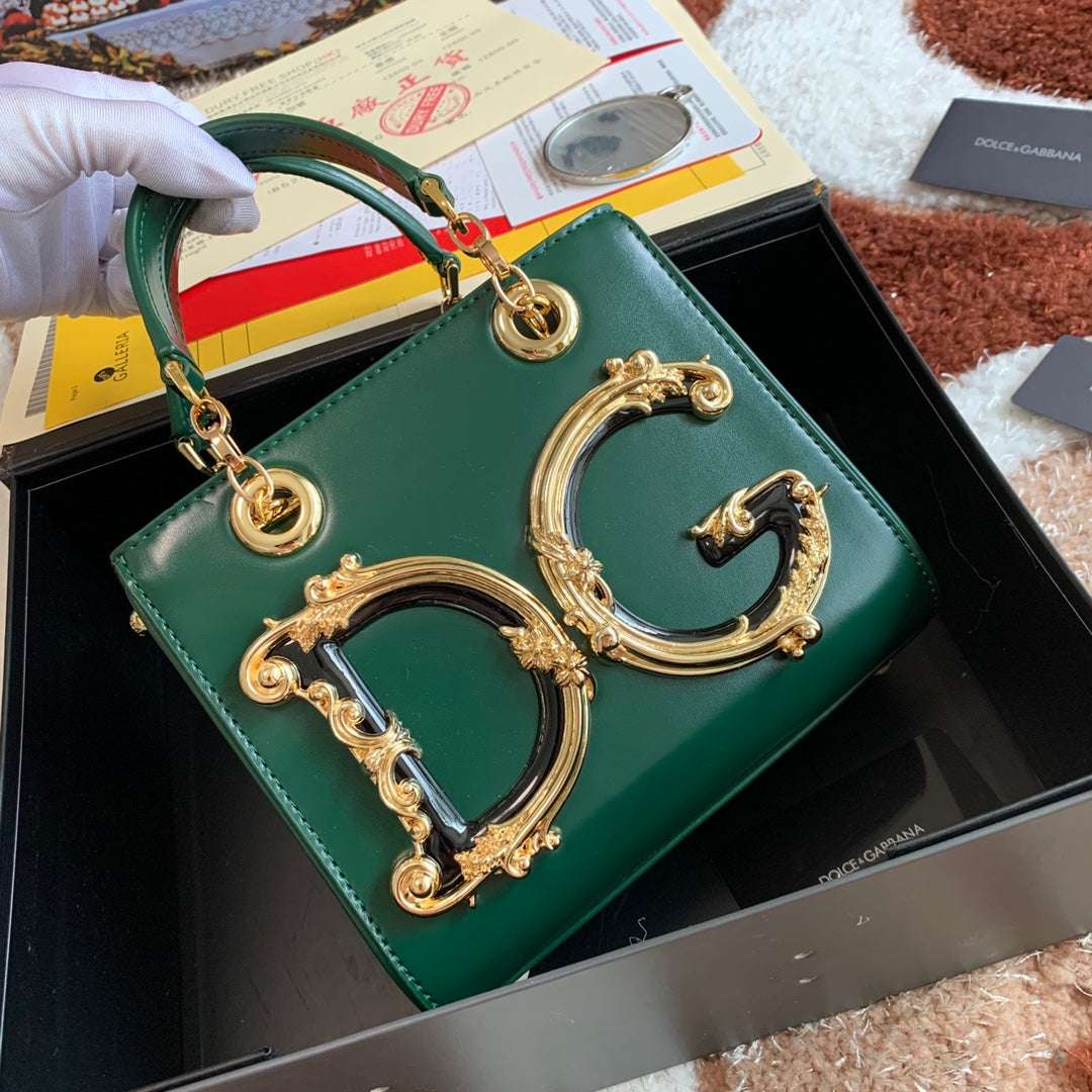 Dolce & Gabbana DG Girls shoulder bag - Griserik