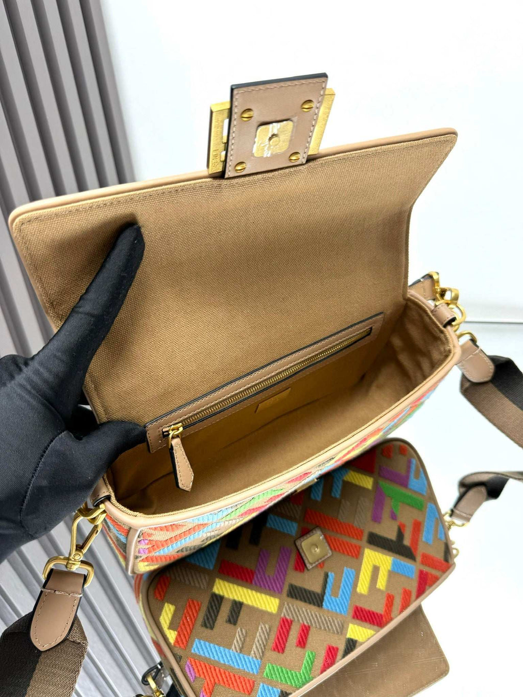 Fendi Baguette Crossbody Canvas Bag - Griserik