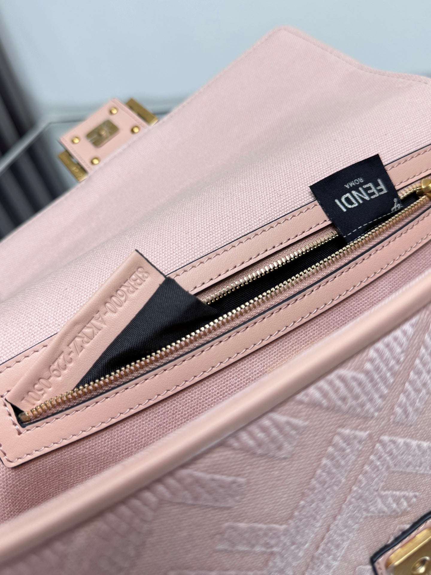 Fendi Baguette Crossbody Canvas Bag - Griserik