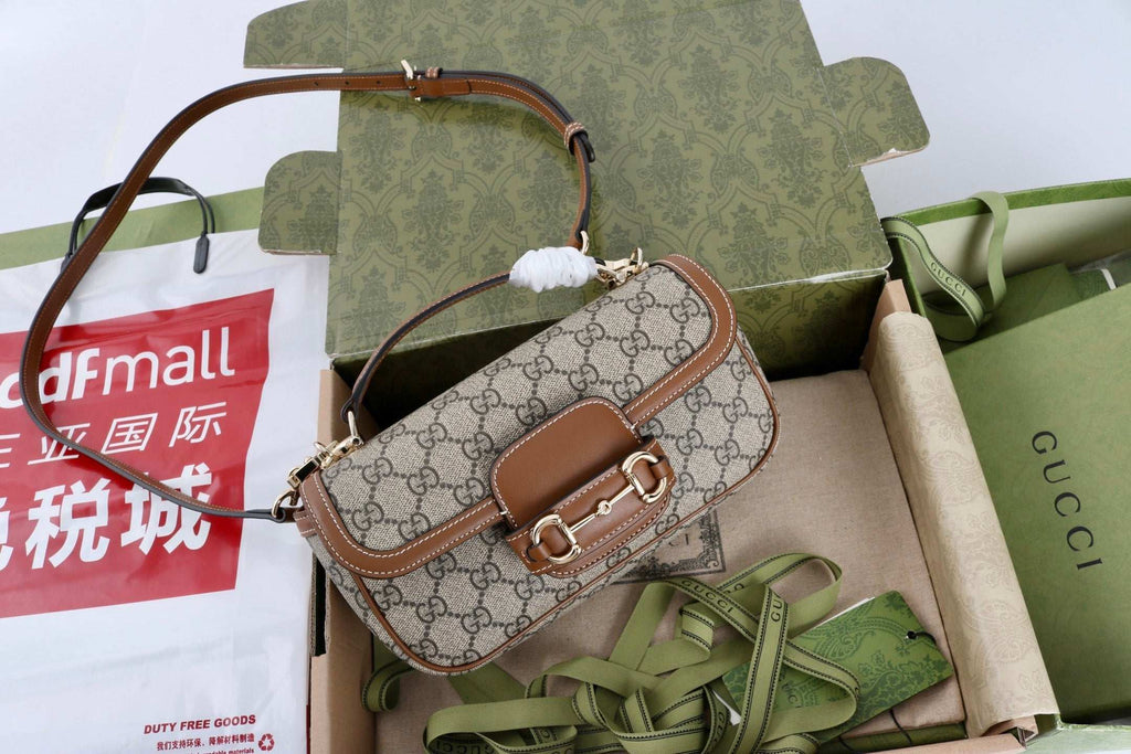 Gucci GG 1955 Horsebit Canvas Shoulder Bag - Griserik