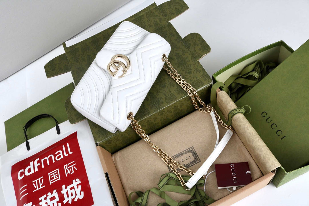 Gucci GG Marmont Shoulder Bag white - Griserik
