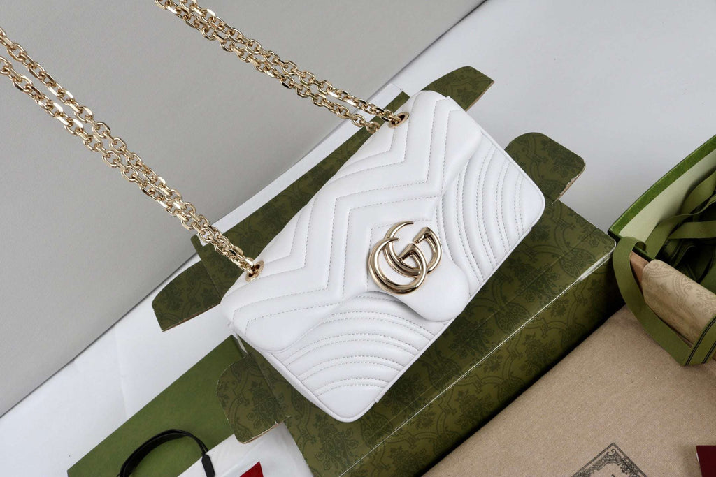 Gucci GG Marmont Shoulder Bag white - Griserik