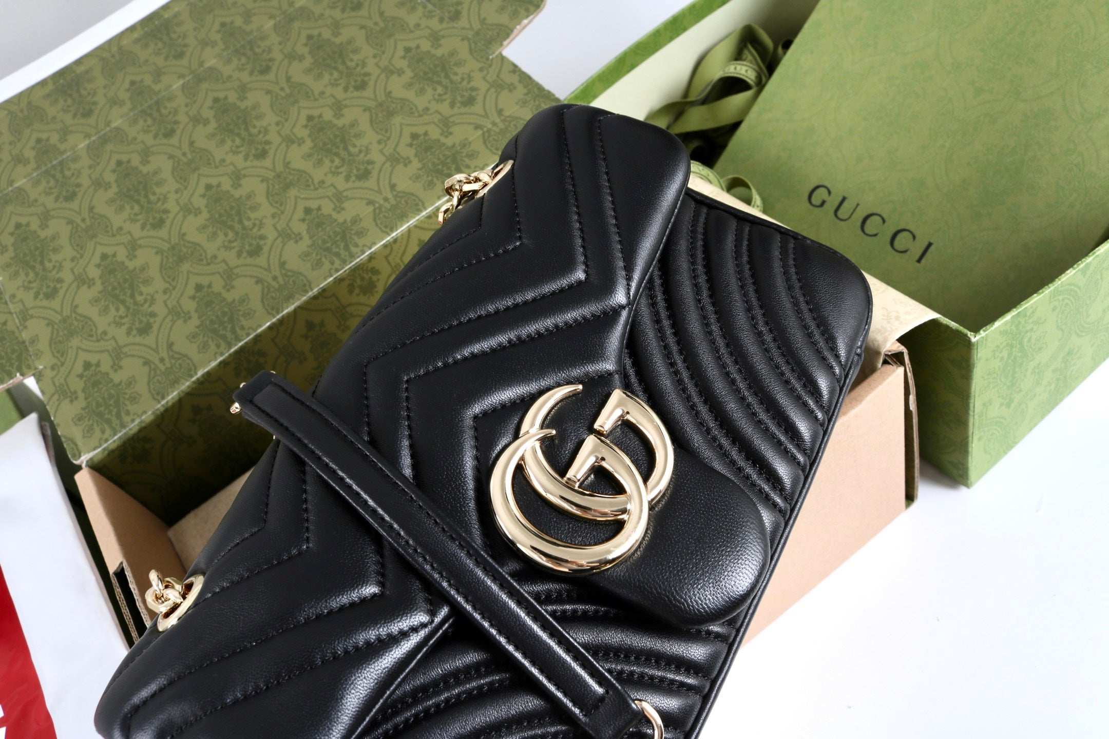 Gucci GG Marmont Shoulder Bag Black - Griserik