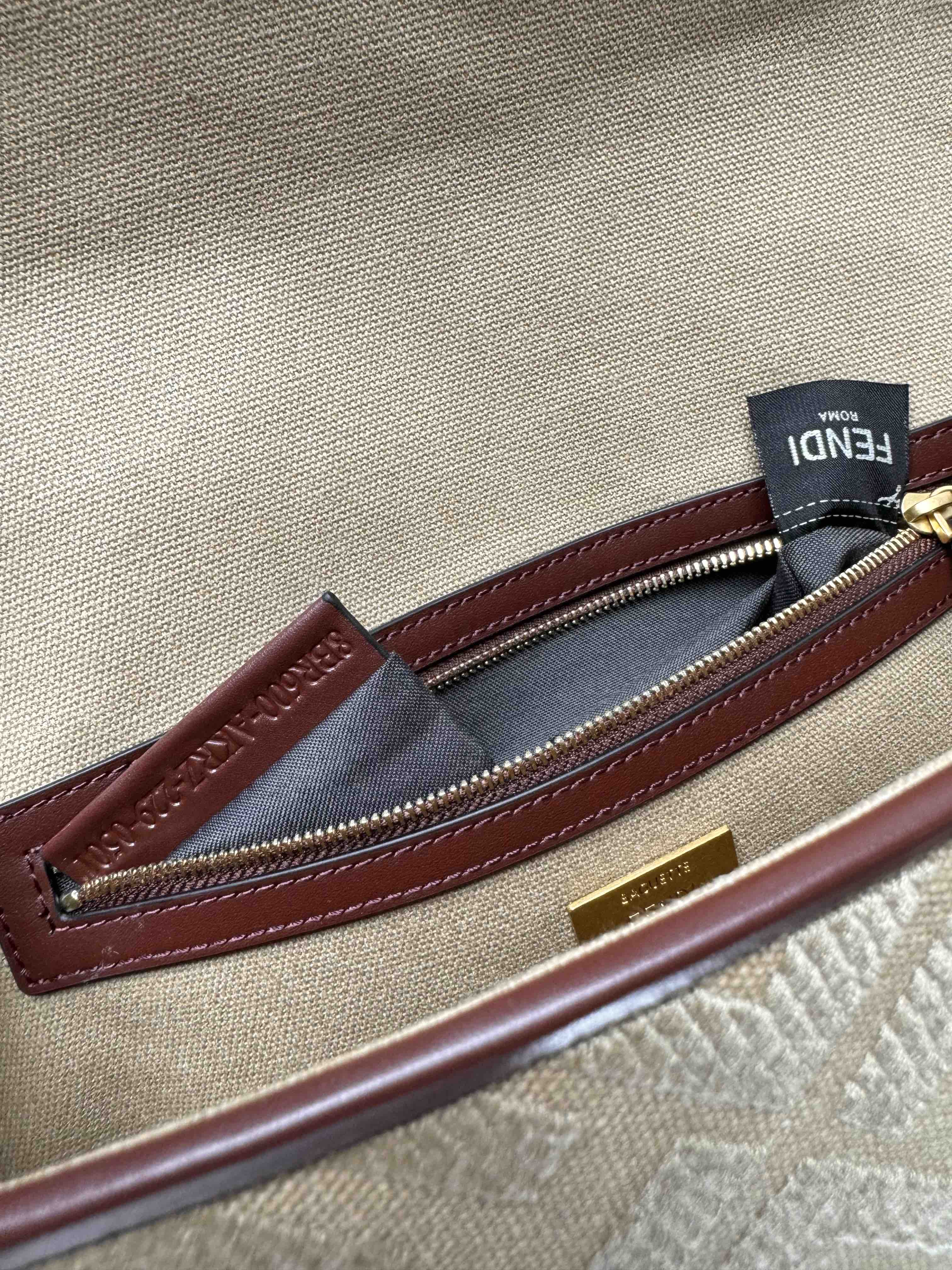 Fendi Baguette Crossbody Canvas Bag - Griserik