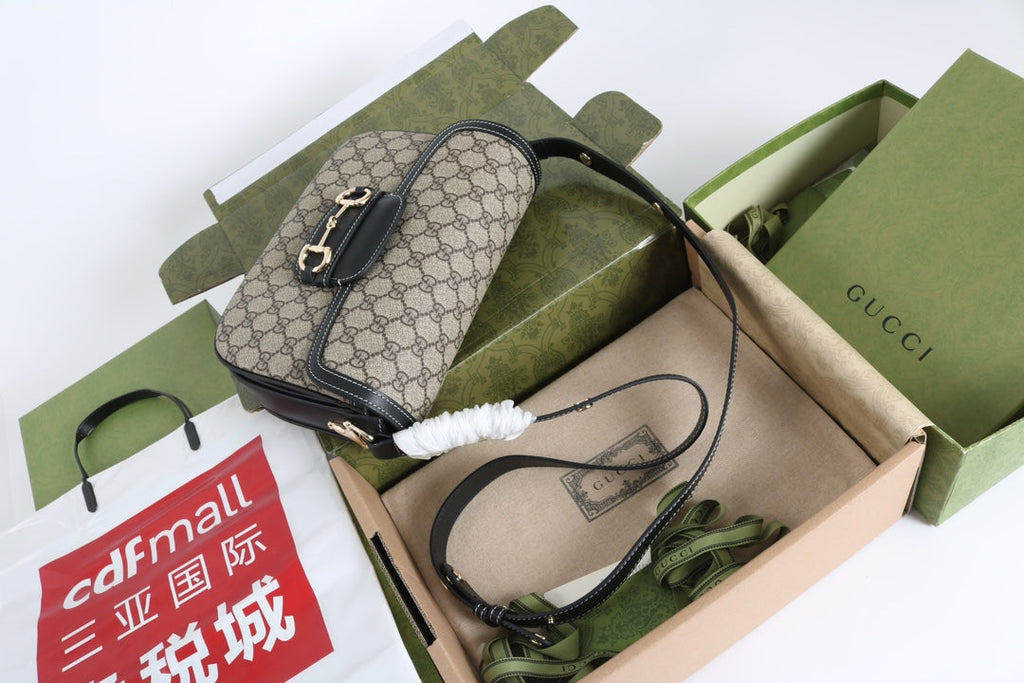 Gucci GG 1955 Horsebit Canvas Shoulder Bag Black - Griserik