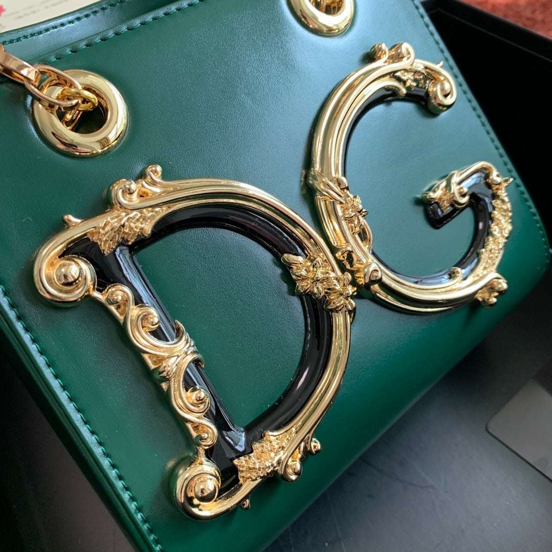 Dolce & Gabbana DG Girls shoulder bag - Griserik