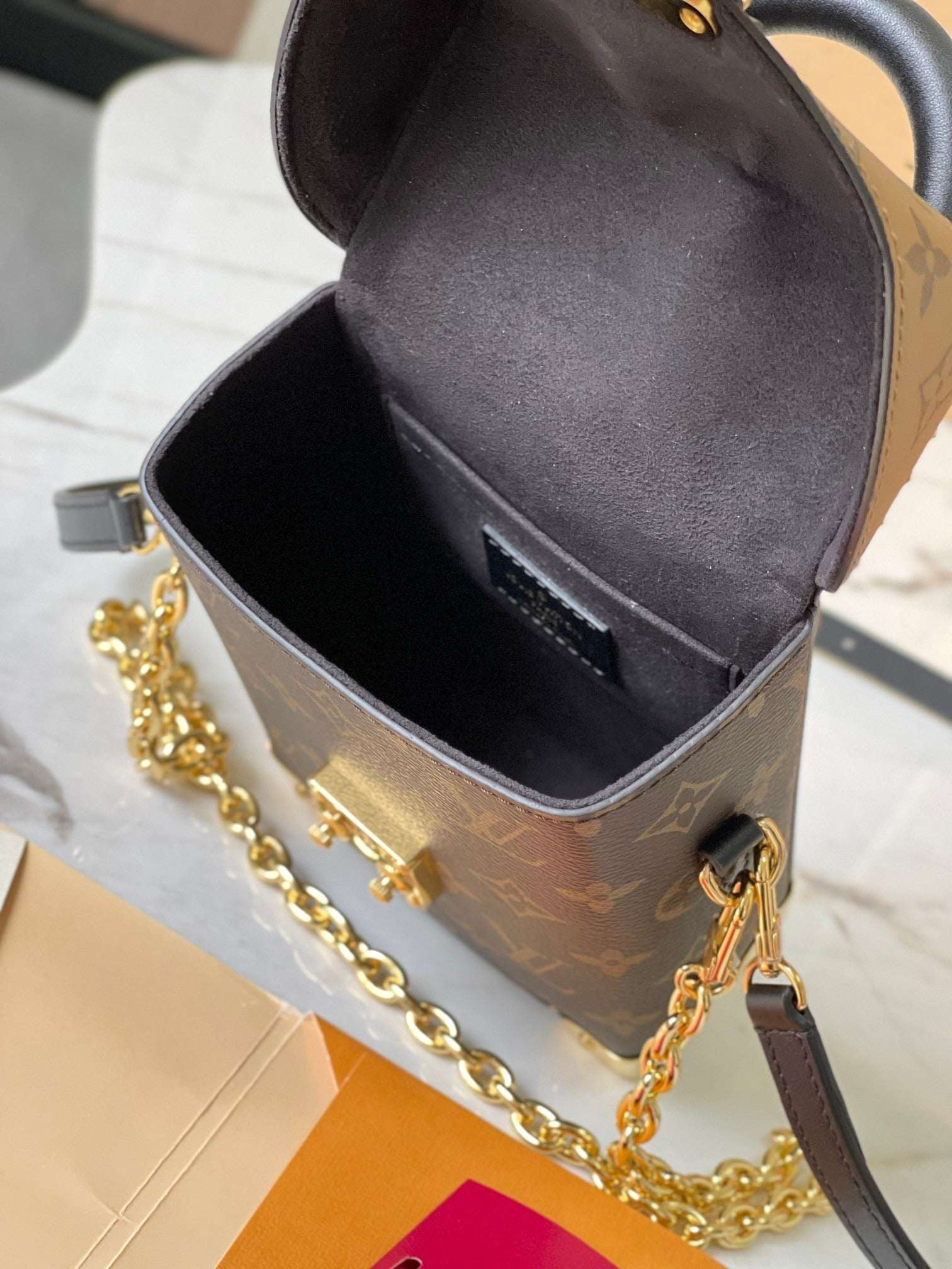 Lv Louis Vuitton Camera Box in Monogram Canvas - Griserik