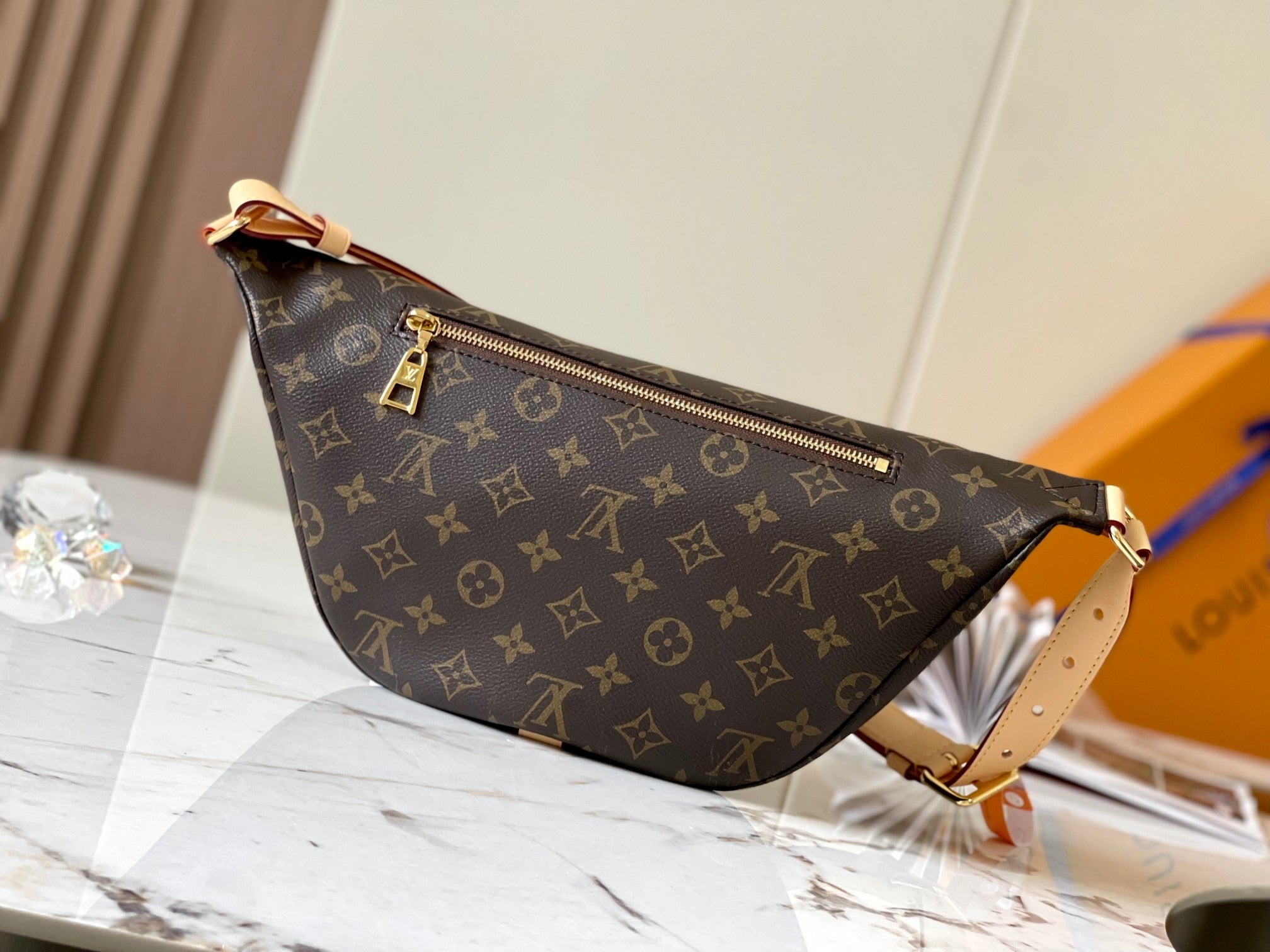 Lv Louis Vuitton Bumbag Noir in Monogram Canvas - Griserik