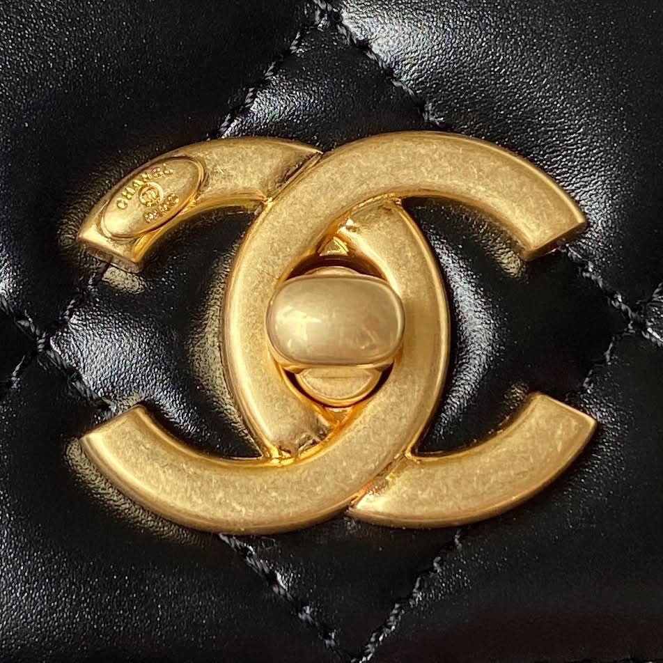 Chanel Flap Handle Bag Black - Griserik