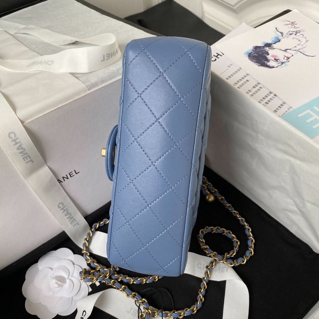 Chanel Flap Bag Blue Leather - Griserik